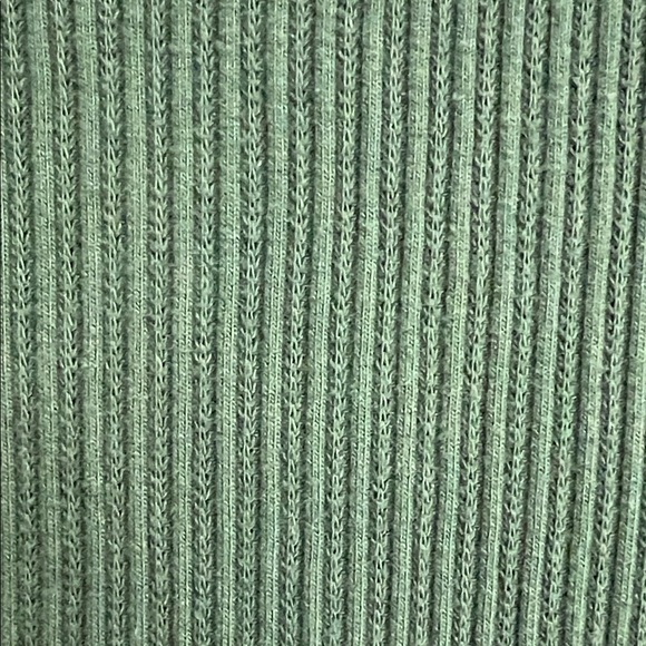 LOFT Dark Green Ruffle Sleeve Ribbed Top - Picture 4 of 5